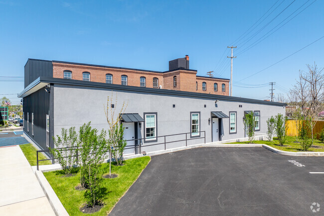 Building Photo - Cannon Lofts