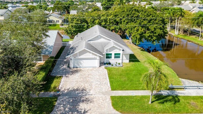 Foto del edificio - 3 br, 2 bath House - Sawgrass Estates