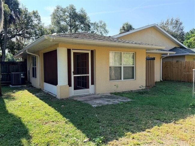 Foto del edificio - 310 W Berckman St