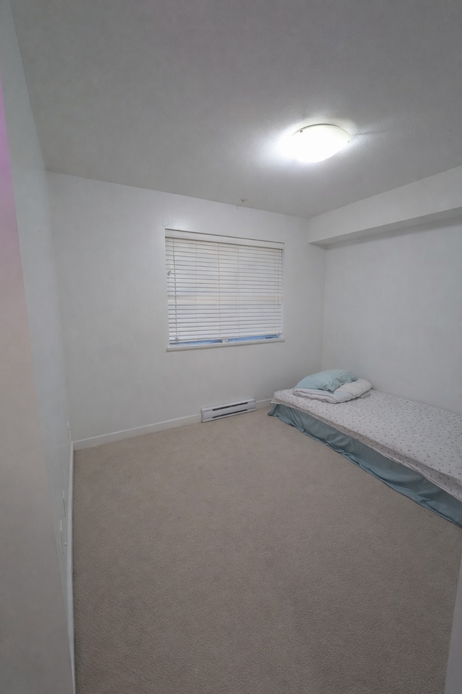 Building Photo - 3888 Norfolk St