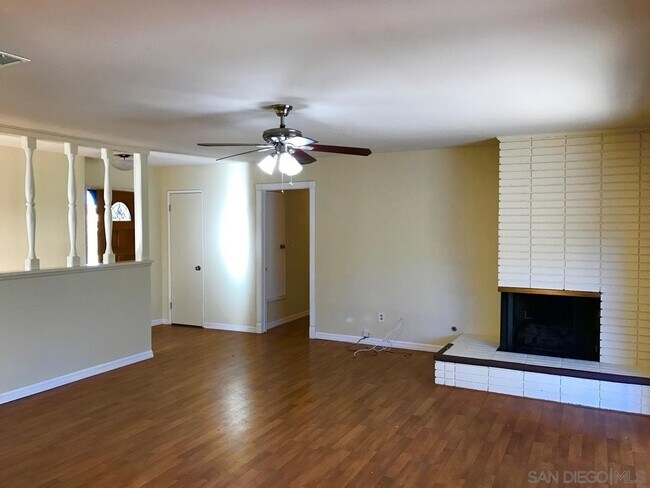 Building Photo - 8378 June Lake Dr