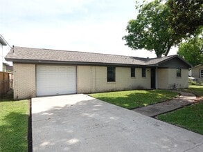 Building Photo - 8033 Ritz St
