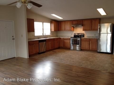 Foto del edificio - 3 br, 2 bath House - 7237 LONG ISLAND RD