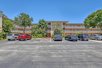 Building Photo - 2687 Garden 205 Dr