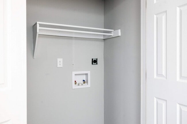 Interior Photo - Townhomes at Easton Park