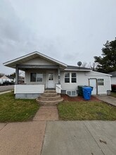 Building Photo - 1257 E Fremont St