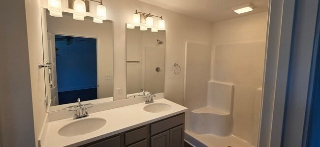 Building Photo - 1606 Mountain Quail Cir