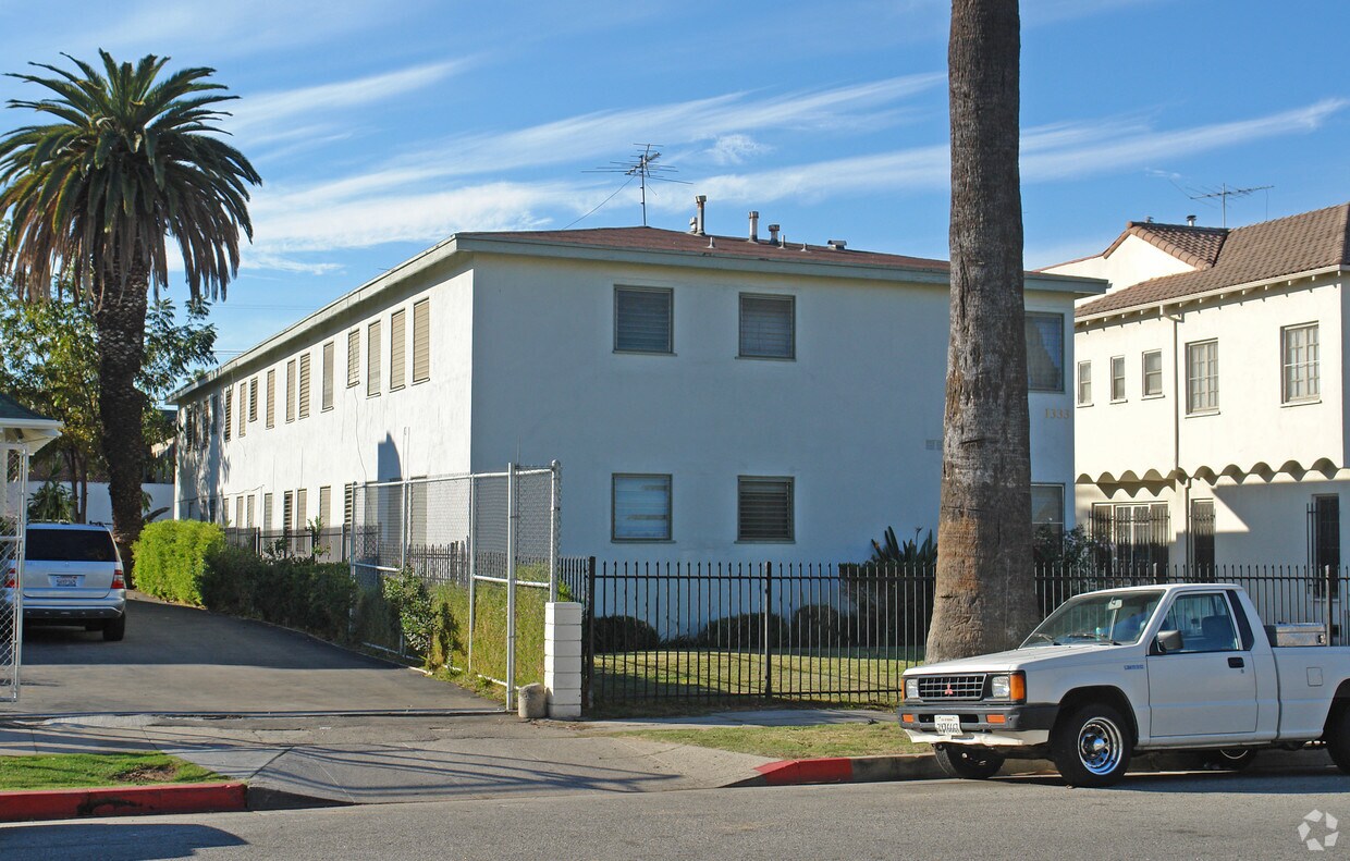 Building Photo - 1333 S Gramercy Pl