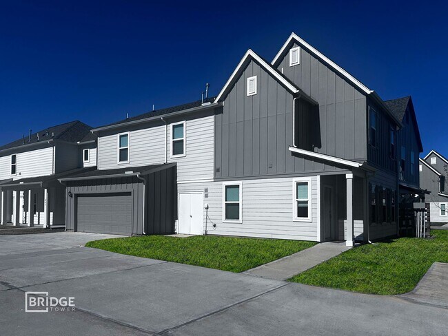 Building Photo - ADDISON PLAN