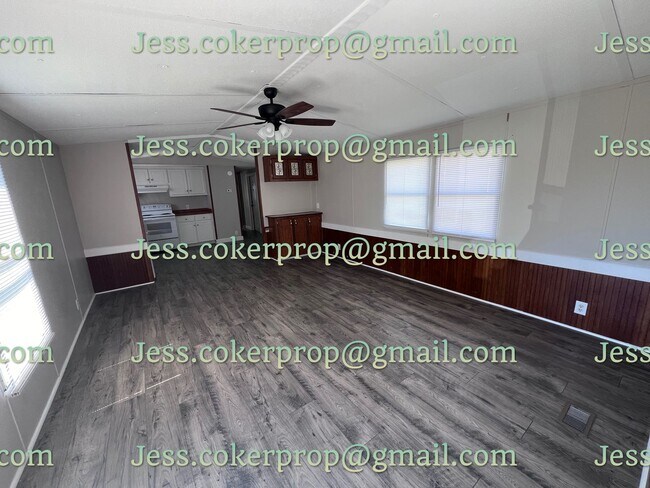 Foto del edificio - 106 Mill Creek Ct