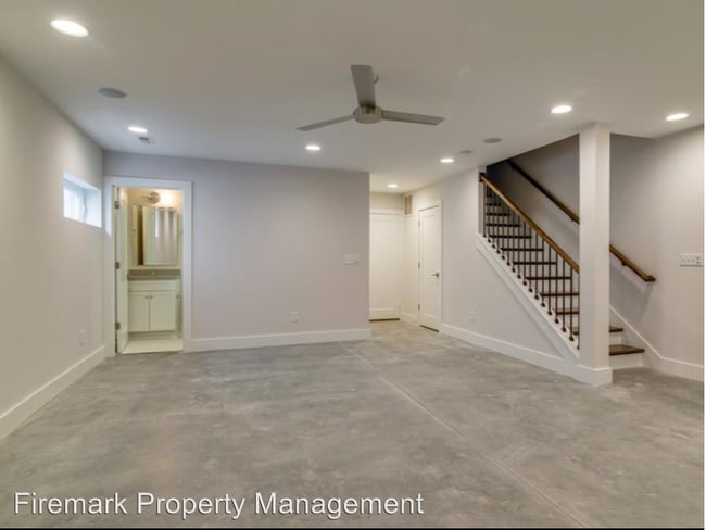 Building Photo - 3 br, 3.5 bath House - 506 - B 36th Ave N