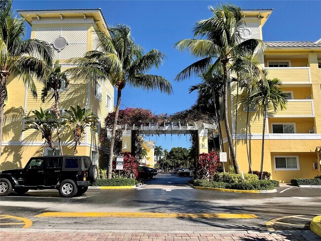 Building Photo - 1515 E Broward Blvd