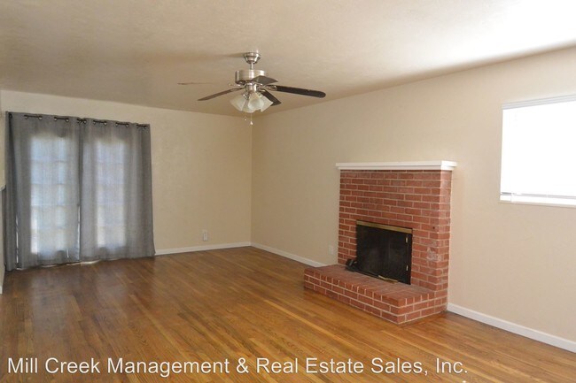 Building Photo - 2114 S Encina St