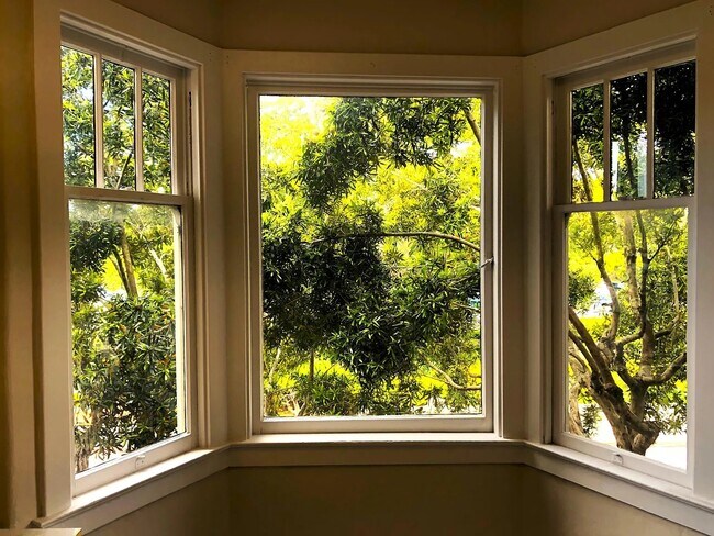 Foto del edificio - 725 Bridgeway