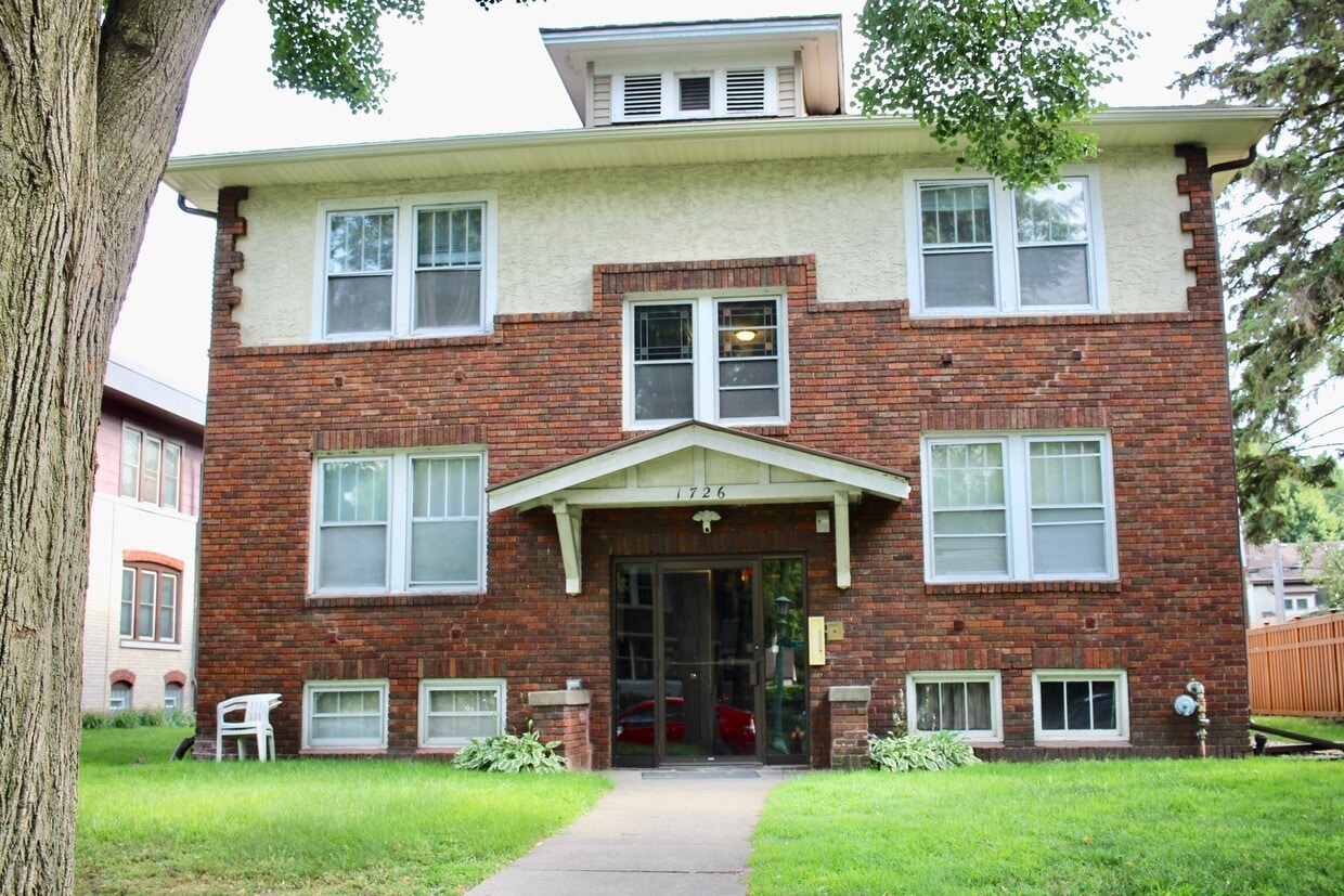 1726 Ashland Avenue Apartments in Saint Paul, MN