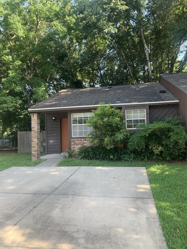 6014 Greenon Ln, Tallahassee, FL 32304 House Rental in Tallahassee
