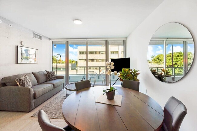 Building Photo - 3900 Biscayne Blvd