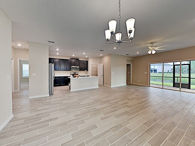 Building Photo - 450 Stone Arbor Lane