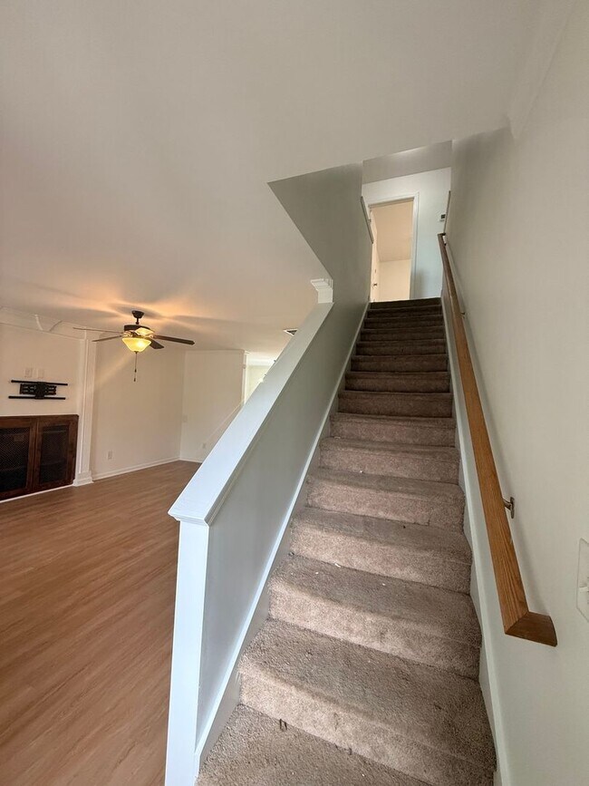 Foto del edificio - 5828 Bradshaw Ct