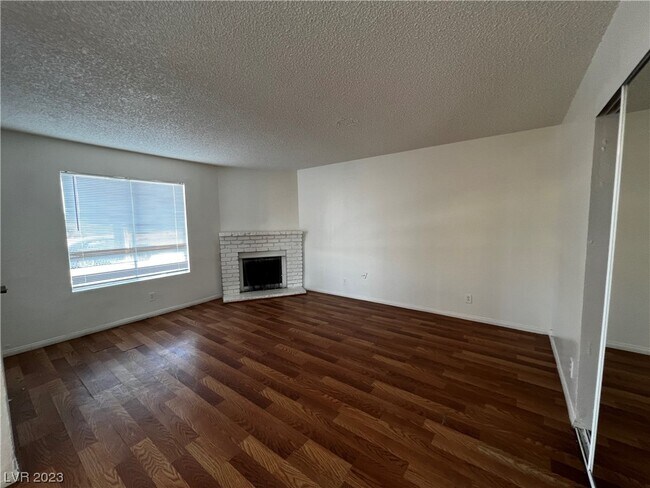 Building Photo - 6942 Appleton Dr