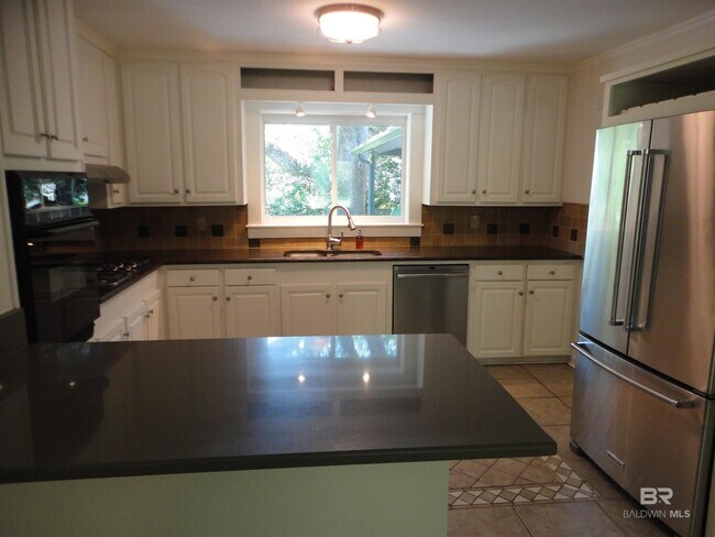 Foto del edificio - 371 S Church St