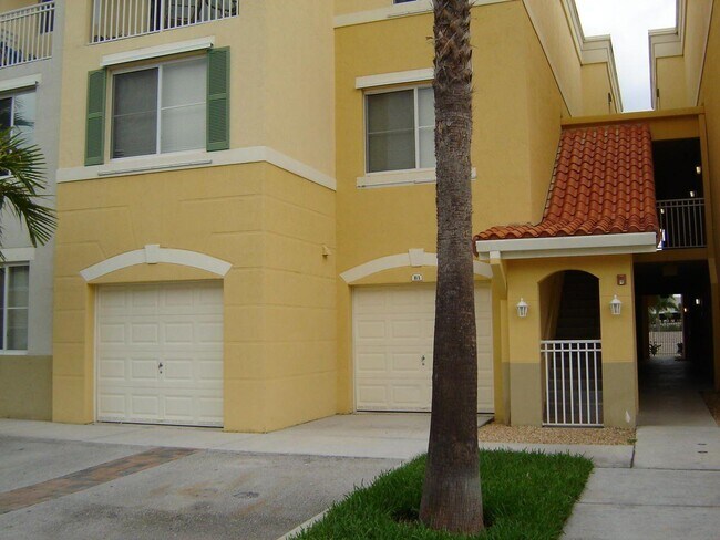 Foto del edificio - 11033 Legacy Blvd
