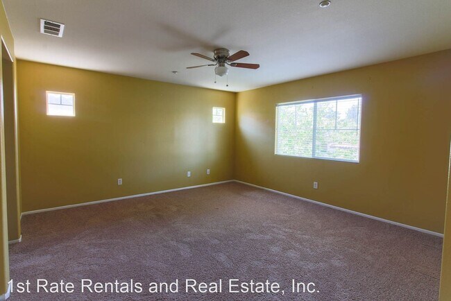 Building Photo - 2 br, 2.5 bath House - 25832 Iris Ave #B