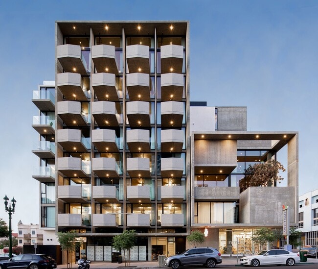 Building Photo - The continental_ Naomi Capital LLC