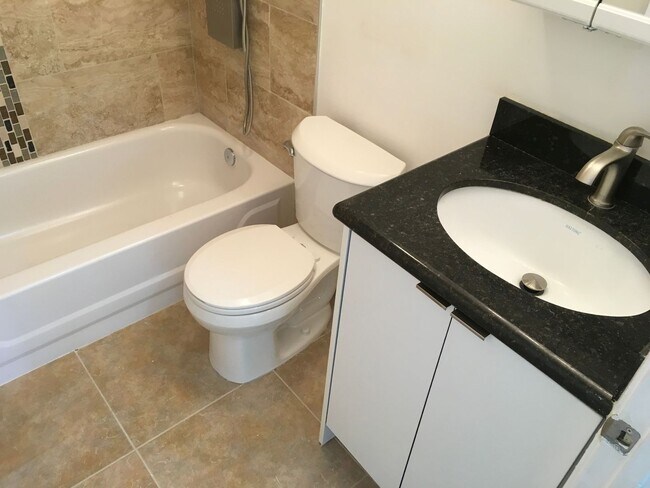 Foto del edificio - Excellent Condo Unit in Coral Springs