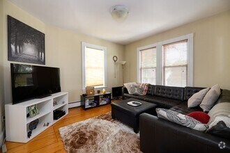 Building Photo - 48 Eustis St