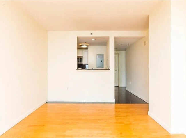 Photo - 8-12 Museum Way - 8-12 Museum Way Apartment