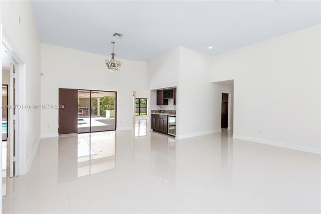 Foto del edificio - 8110 SW 188th St