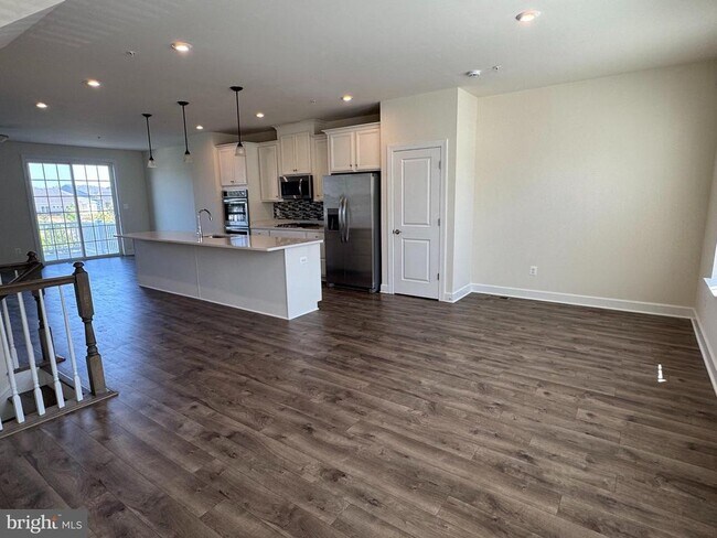 Foto del edificio - 9704 Glassy Creek Way