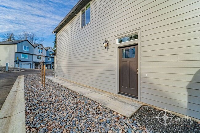 Foto del edificio - 4915 NE 2nd Ct