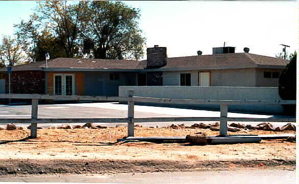 Primary Photo - 15637 Tuscola Rd