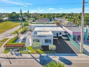 Building Photo - 3379 S Military Trl