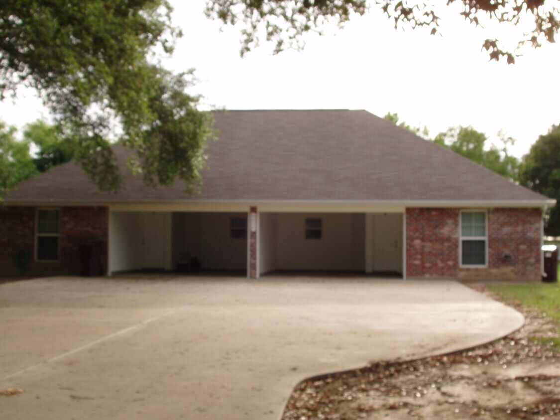 Primary Photo - 6024 Perry Ln