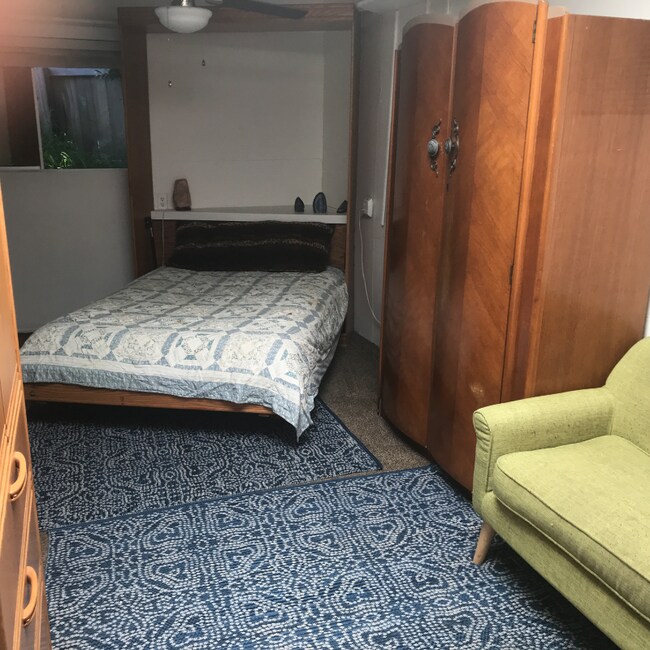 Foto del edificio - 487 Lado De Loma Dr