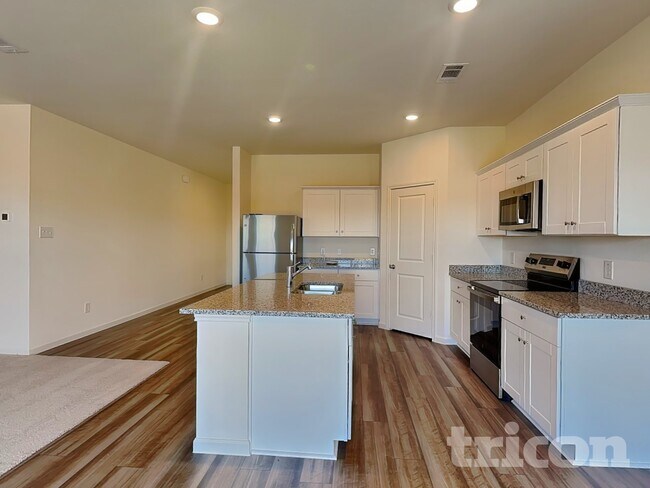 Foto del edificio - 12712 Big Rnch Rd