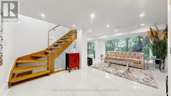 Building Photo - 23A Donwoods Dr