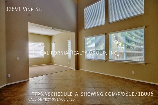 Building Photo - 32891 Vine St