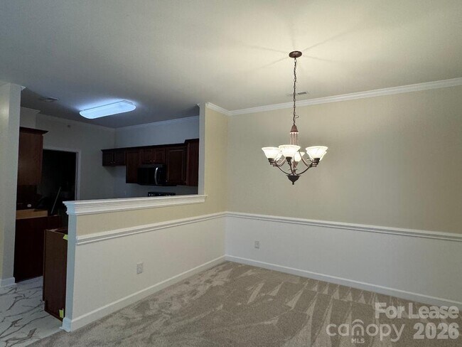 Foto del edificio - 16412 Redstone Mountain Ln