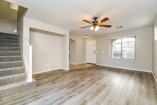 Building Photo - 2494 E Boston St