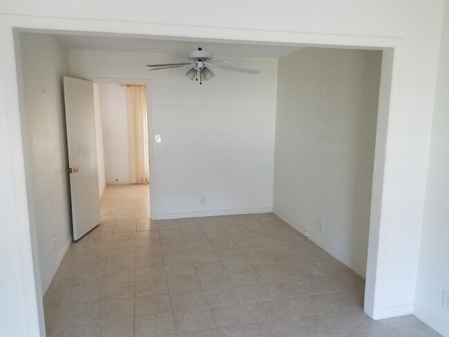 Building Photo - 5595 Homewood Rd