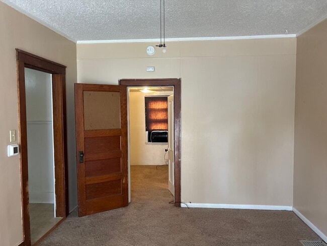 Foto del edificio - 804 W Ashland Ave