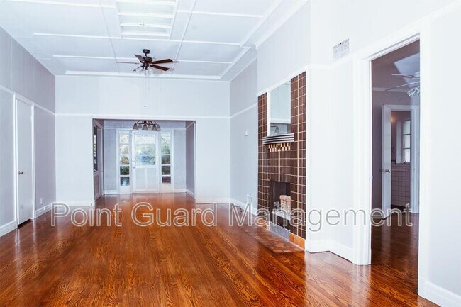 Foto del edificio - 1001 NW 21st St