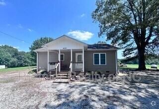 Building Photo - 469 Childrens Home Rd