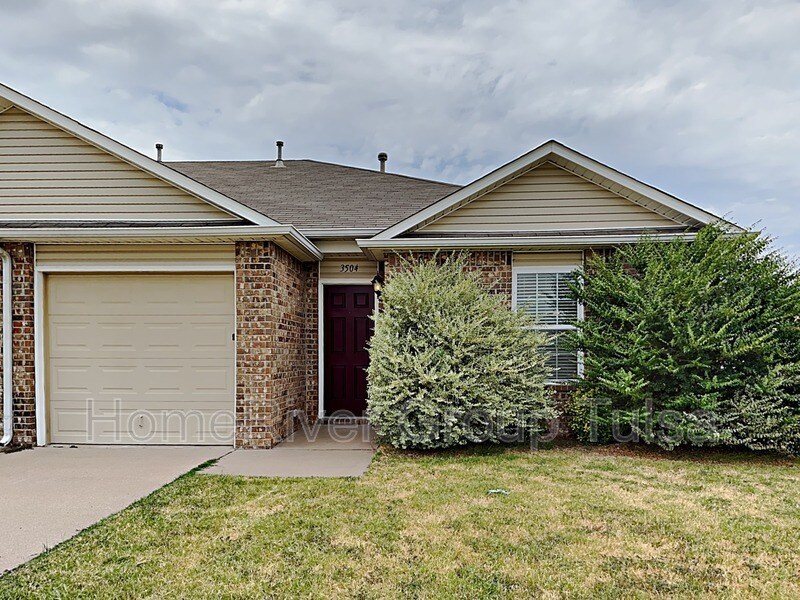 3504 E Gillette St, Broken Arrow, OK 74014 House for Rent in Broken