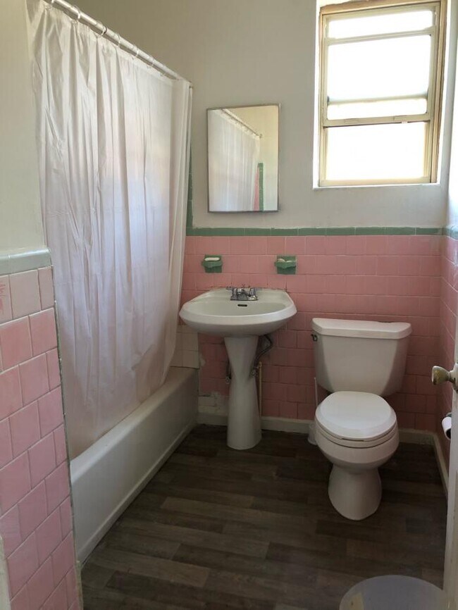 Foto del edificio - 3 bedroom in Jacksonville FL 32209