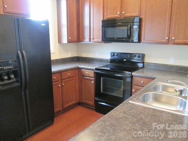 Foto del edificio - 9537 Longstone Ln